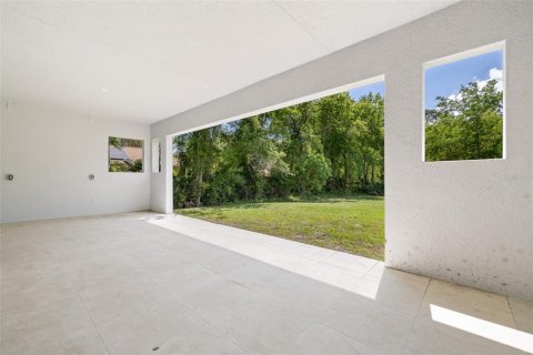House in Kissimmee, Florida 3 bedrooms, 213.02 sq.m. № 2211328 - photo 15