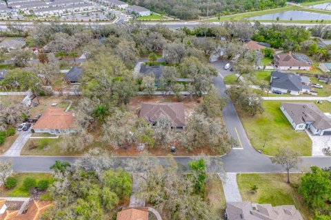 House in Kissimmee, Florida 3 bedrooms, 213.02 sq.m. № 2211328 - photo 22
