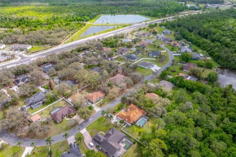 House in Kissimmee, Florida 3 bedrooms, 213.02 sq.m. № 2211328 - photo 24
