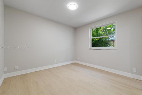 Villa ou maison à vendre à North Lauderdale, Floride: 4 chambres, 116.5 m2 № 1971852 - photo 20