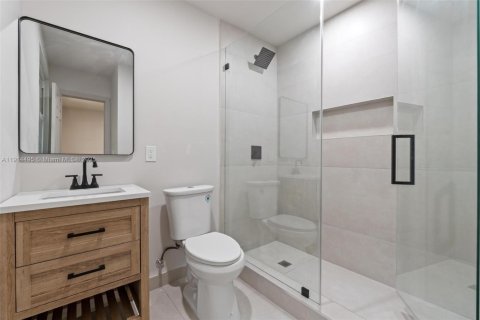 Villa ou maison à vendre à North Lauderdale, Floride: 4 chambres, 116.5 m2 № 1971852 - photo 22