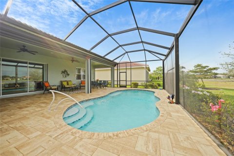 House in Punta Gorda, Florida 3 bedrooms, 205.87 sq.m. № 1586772 - photo 30