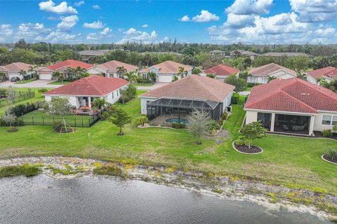 House in Punta Gorda, Florida 3 bedrooms, 205.87 sq.m. № 1586772 - photo 28