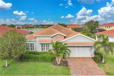 House in Punta Gorda, Florida 3 bedrooms, 205.87 sq.m. № 1586772 - photo 29