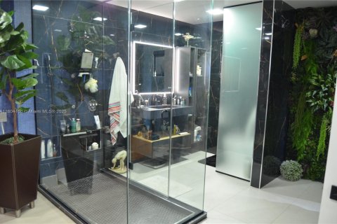 Townhouse in Doral, Florida 3 bedrooms, 159.05 sq.m. № 1689419 - photo 29