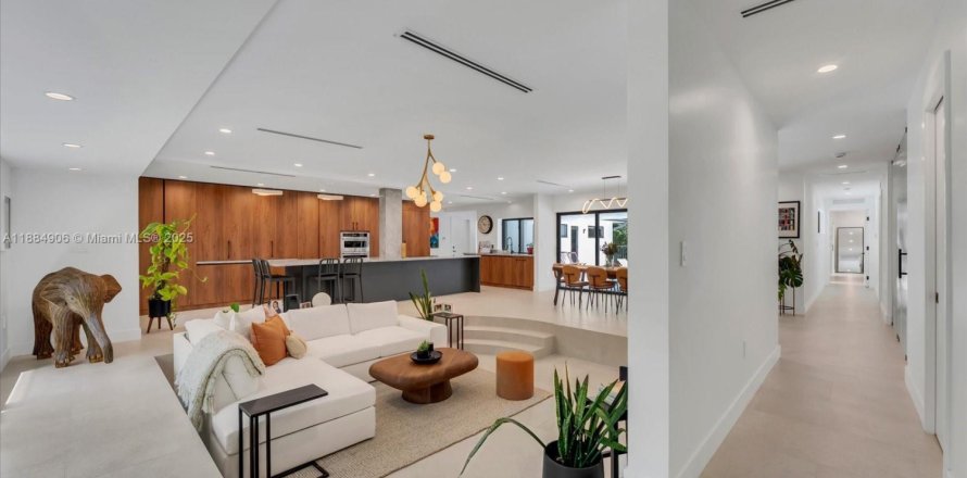 Casa en Coral Gables, Florida 5 dormitorios, 268.3 m2 № 1938639