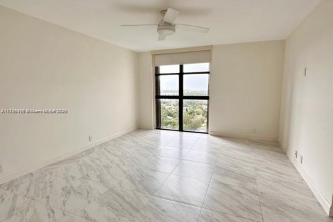 Copropriété à vendre à Miami, Floride: 2 chambres, 127.83 m2 № 1711975 - photo 12