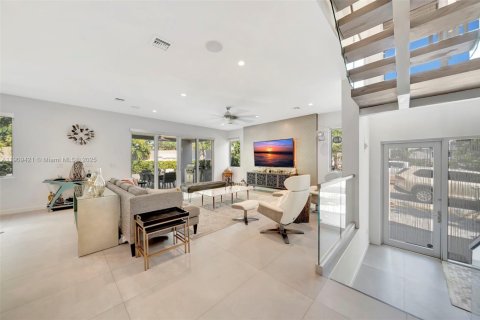 House in Fort Lauderdale, Florida 4 bedrooms, 280.56 sq.m. № 2024940 - photo 6