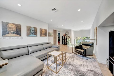 House in Fort Lauderdale, Florida 4 bedrooms, 280.56 sq.m. № 2024940 - photo 22