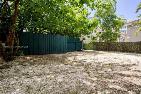 House in Miami, Florida 1 bedroom, 78.6 sq.m. № 1896921 - photo 3