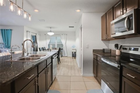 Villa ou maison à vendre à Spring Hill, Floride: 3 chambres, 155.52 m2 № 2410713 - photo 10