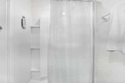 Villa ou maison à vendre à Spring Hill, Floride: 3 chambres, 155.52 m2 № 2410713 - photo 18