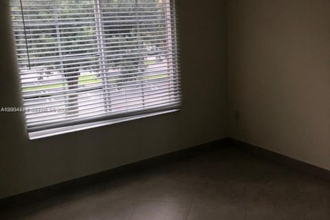 Condo in West Palm Beach, Florida, 1 bedroom  № 2068630 - photo 5