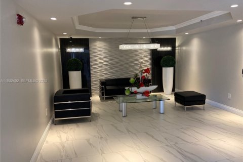 Снять в аренду кондоминиум в Санни-Айлс-Бич, Флорида 2 спальни, 121.7м2, № 2004022 - фото 3