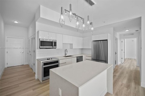 Снять в аренду квартиру в Халландейл-Бич, Флорида 2 спальни, 110.09м2, № 1954603 - фото 14