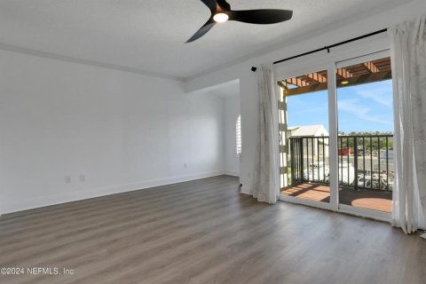 Condo in Saint Augustine, Florida, 3 bedrooms  № 1721862 - photo 27