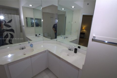 Copropriété à louer à Aventura, Floride: 2 chambres, 95.13 m2 № 1956729 - photo 24