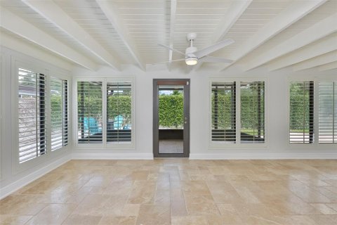 Casa en venta en Tampa, Florida, 3 dormitorios, 172.8 m2 № 2203650 - foto 12