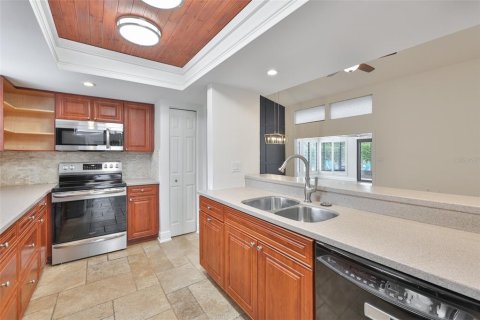 Casa en venta en Tampa, Florida, 3 dormitorios, 172.8 m2 № 2203650 - foto 17