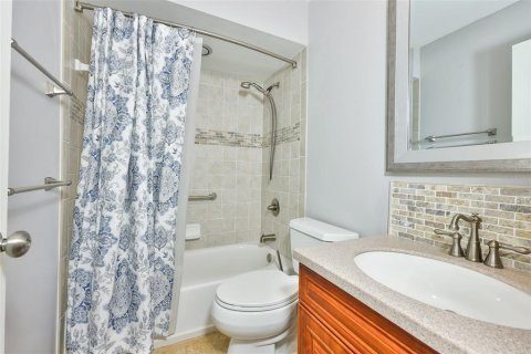 Casa en venta en Tampa, Florida, 3 dormitorios, 172.8 m2 № 2203650 - foto 18