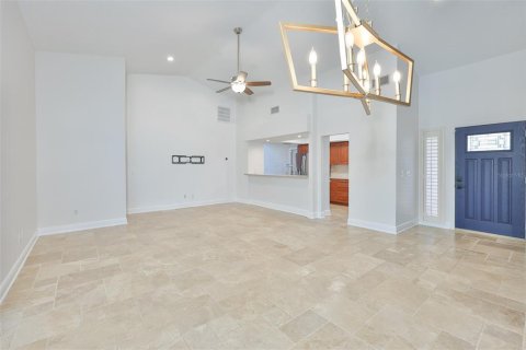 Casa en venta en Tampa, Florida, 3 dormitorios, 172.8 m2 № 2203650 - foto 10