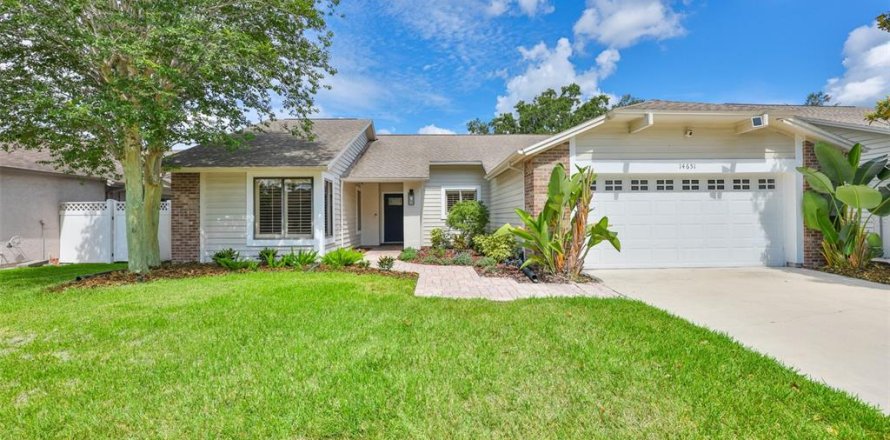 Casa en Tampa, Florida 3 dormitorios, 172.8 m2 № 2203650