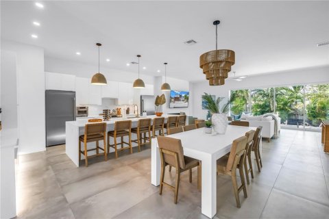 Casa en alquiler en Sarasota, Florida, 6 dormitorios, 349.78 m2 № 1894784 - foto 7