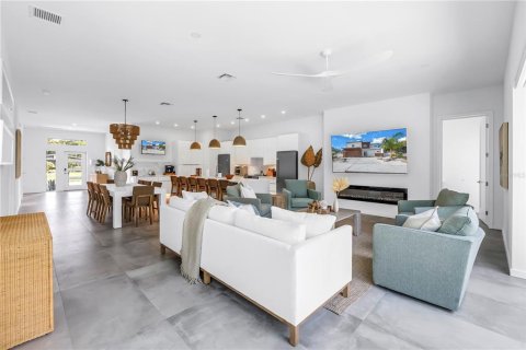 Casa en alquiler en Sarasota, Florida, 6 dormitorios, 349.78 m2 № 1894784 - foto 17