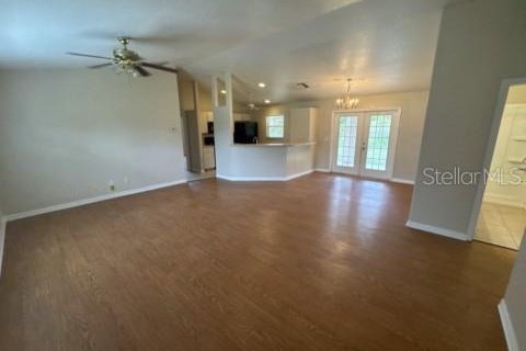 Villa ou maison à louer à North Port, Floride: 3 chambres, 127.46 m2 № 2101681 - photo 4