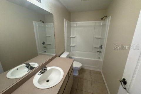 Villa ou maison à louer à North Port, Floride: 3 chambres, 127.46 m2 № 2101681 - photo 7