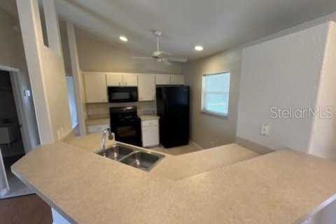Villa ou maison à louer à North Port, Floride: 3 chambres, 127.46 m2 № 2101681 - photo 6