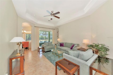 Casa en venta en Parrish, Florida, 4 dormitorios, 229.47 m2 № 2110675 - foto 8