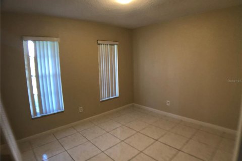 Villa ou maison à louer à Kissimmee, Floride: 3 chambres, 180.97 m2 № 2394076 - photo 16