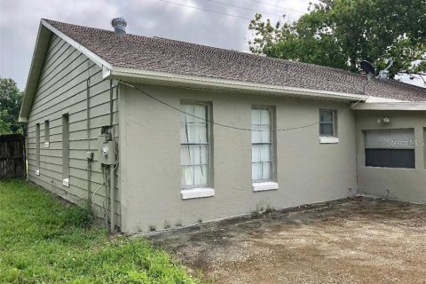 Villa ou maison à louer à Kissimmee, Floride: 3 chambres, 180.97 m2 № 2394076 - photo 30