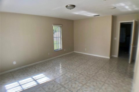 Villa ou maison à louer à Kissimmee, Floride: 3 chambres, 180.97 m2 № 2394076 - photo 19