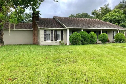 Villa ou maison à louer à Kissimmee, Floride: 3 chambres, 180.97 m2 № 2394076 - photo 3