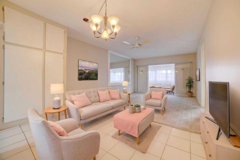 Condo in Boynton Beach, Florida, 2 bedrooms  № 2146626