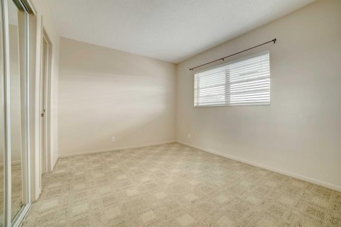 Condo in Boynton Beach, Florida, 2 bedrooms № 2146626 - photo 10