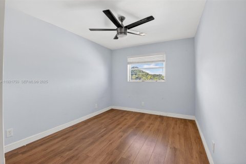 Copropriété à louer à Boca Raton, Floride: 2 chambres, 79.15 m2 № 1977380 - photo 9