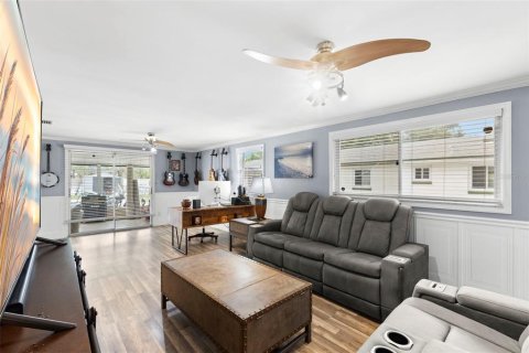 Villa ou maison à vendre à Saint Petersburg, Floride: 2 chambres, 121.7 m2 № 2277839 - photo 13