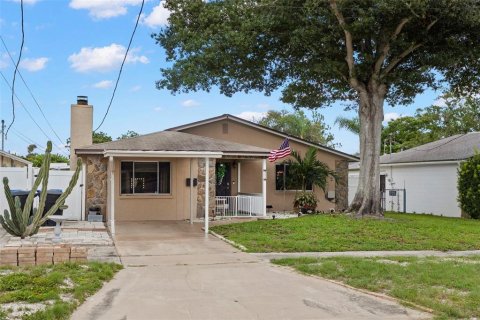 Villa ou maison à vendre à Saint Petersburg, Floride: 2 chambres, 121.7 m2 № 2277839 - photo 3