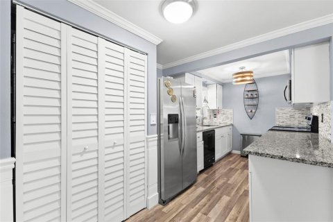 Villa ou maison à vendre à Saint Petersburg, Floride: 2 chambres, 121.7 m2 № 2277839 - photo 7