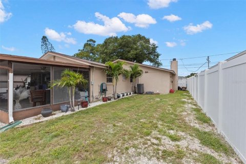 Villa ou maison à vendre à Saint Petersburg, Floride: 2 chambres, 121.7 m2 № 2277839 - photo 26