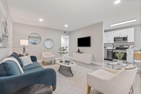 Apartamento en alquiler en Fort Lauderdale, Florida, 2 dormitorios, 76.64 m2 № 1823869 - foto 4