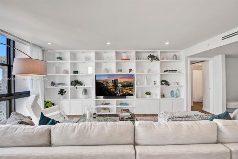 Condo in Miami Beach, Florida, 3 bedrooms  № 1878024 - photo 5