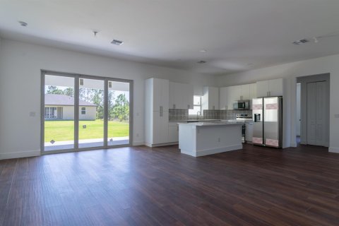 Купить виллу или дом в Порт-Шарлотт, Флорида 4 комнаты, 161.93м2, № 2328880 - фото 4