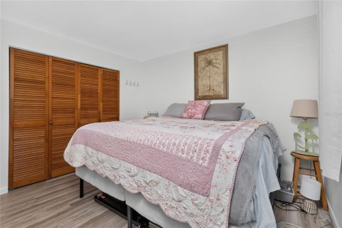 Купить виллу или дом в Энглвуд, Флорида 6 комнат, 86.96м2, № 2216640 - фото 28