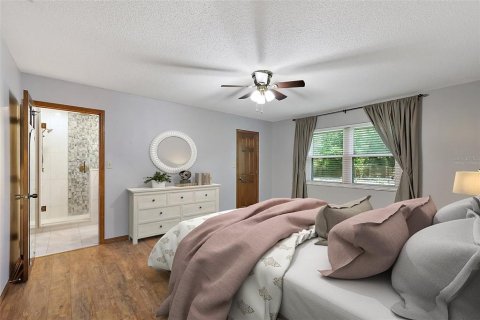 Casa en venta en Sorrento, Florida, 4 dormitorios, 291.34 m2 № 1663349 - foto 28