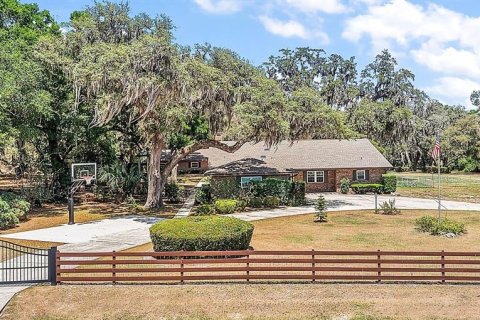 Casa en venta en Sorrento, Florida, 4 dormitorios, 291.34 m2 № 1663349 - foto 1