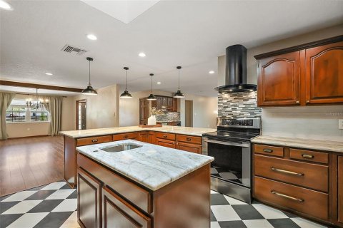 Купить виллу или дом в Сорренто, Флорида 12 комнат, 291.34м2, № 1663349 - фото 14